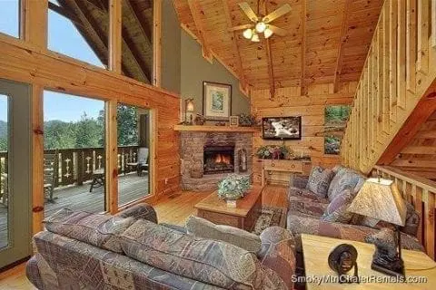 The living room of the Morning Glory cabin in the Smoky Mountains.